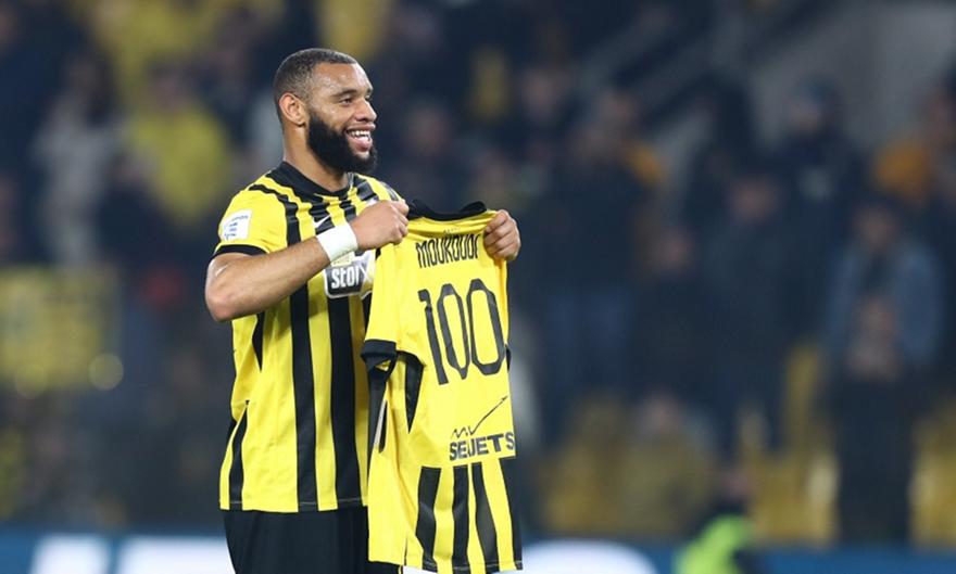 Μουκουντί: «Η ομάδα είναι σε καλό δρόμο - Ελπίζω να βρίσκομαι εδώ ξανά στα 200 παιχνίδια με την ΑΕΚ»