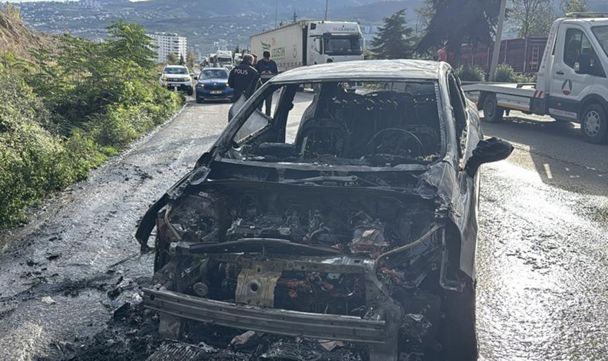 Παίκτης της αντιπάλου της ΑΕΚ, Σαμσουνσπόρ, σώθηκε βγαίνοντας από το φλεγόμενο αυτοκίνητό του