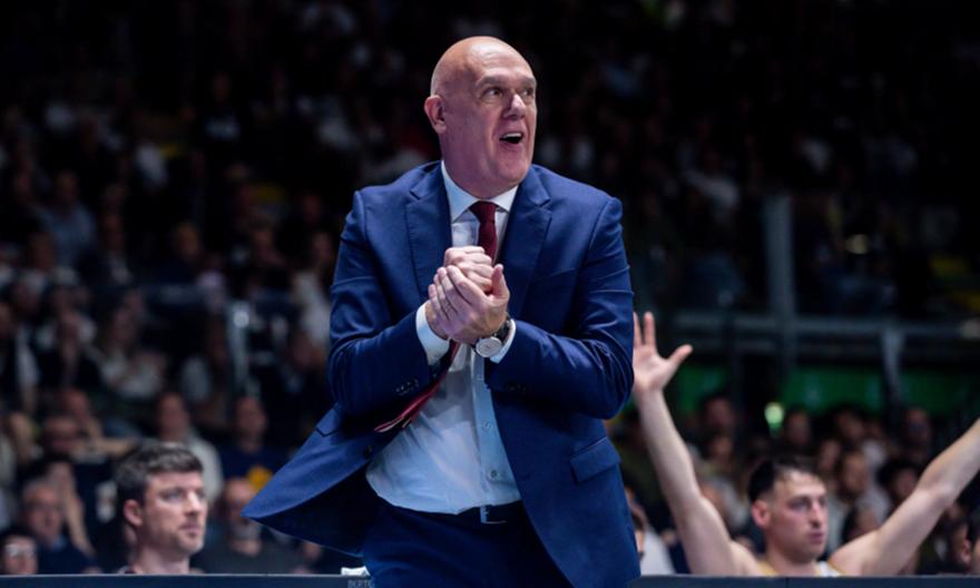 Σπάχια: «Ο Άρης έχει αλλάξει προπονητή και παίζει διαφορετικά - Ακόμη πιο δυνατός μπροστά στο κοινό του»