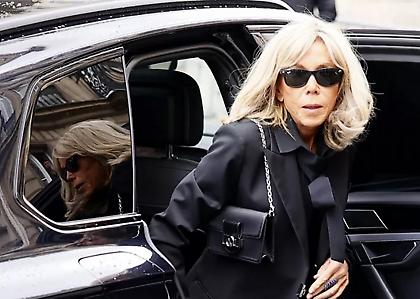 Σάλος με την Μπριζίτ Μακρόν: Χαρακτήρισε «βρωμιάρες σκύλες» φεμινίστριες ακτιβίστριες