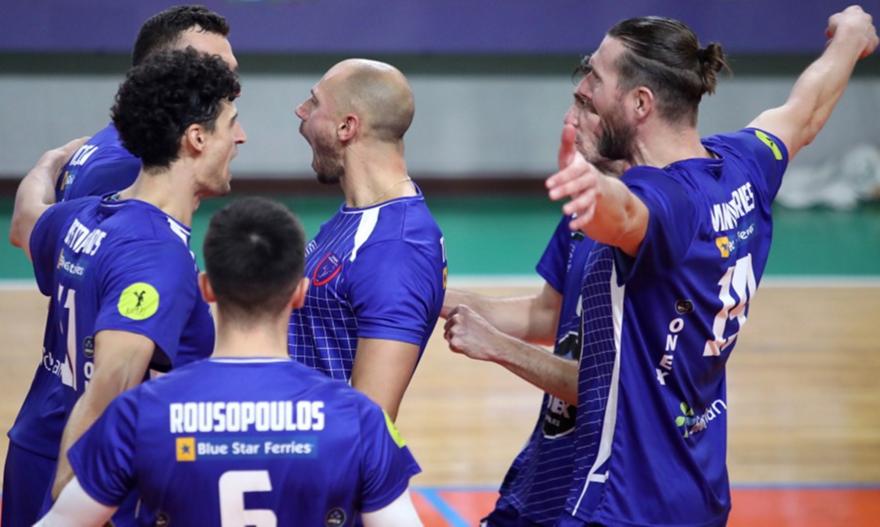 Ιστορική νίκη κι ελπίδες για τον Φοίνικα