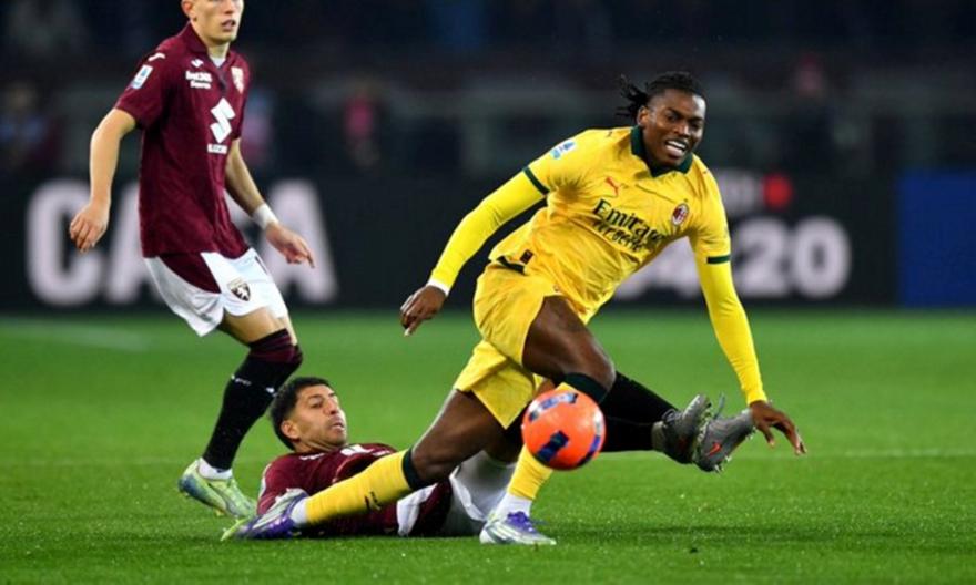 Ανησυχία για Λεάο στη Μίλαν