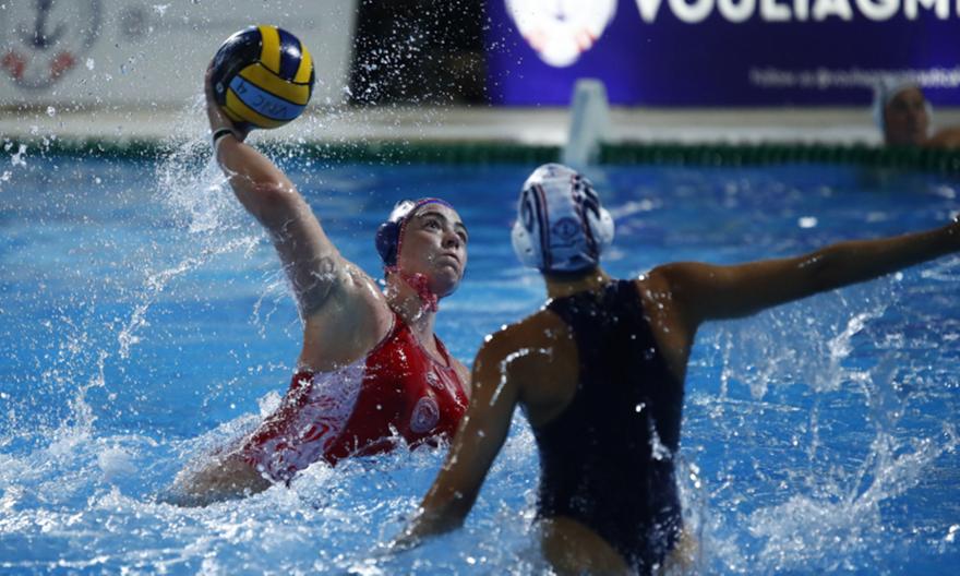 Πήρε το ντέρμπι με τη Βουλιαγμένη και αγκαλιάζει το πλεονέκτημα της έδρας ο Ολυμπιακός