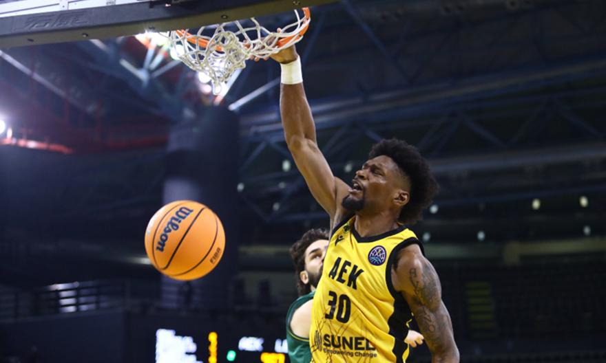 Σίλβα και Αρμς σήκωσαν στο πόδι τους φίλους της ΑΕΚ με τρομερά καρφώματα!