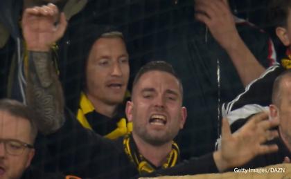 Στην εξέδρα των οργανωμένων για να δει την αγαπημένη του Ντόρτμουντ ο Ρόις!