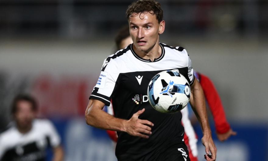 Τσορμπατζόγλου: «Προσπαθεί να ανεβάσει τον Τσάλοφ ο Λουτσέσκου»