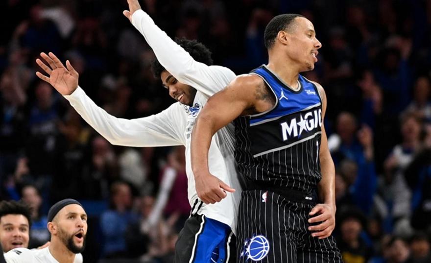 Μπέιν και Μπράνσον υπέγραψαν τις προκρίσεις Μάτζικ και Νικς στα ημιτελικά του NBA Cup