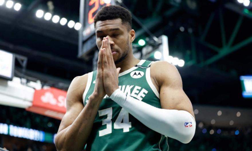 Συνάντηση του Γιάννη με τους άλλους παίκτες των Μπακς - «Δεν ελέγχω τι θα συμβεί»