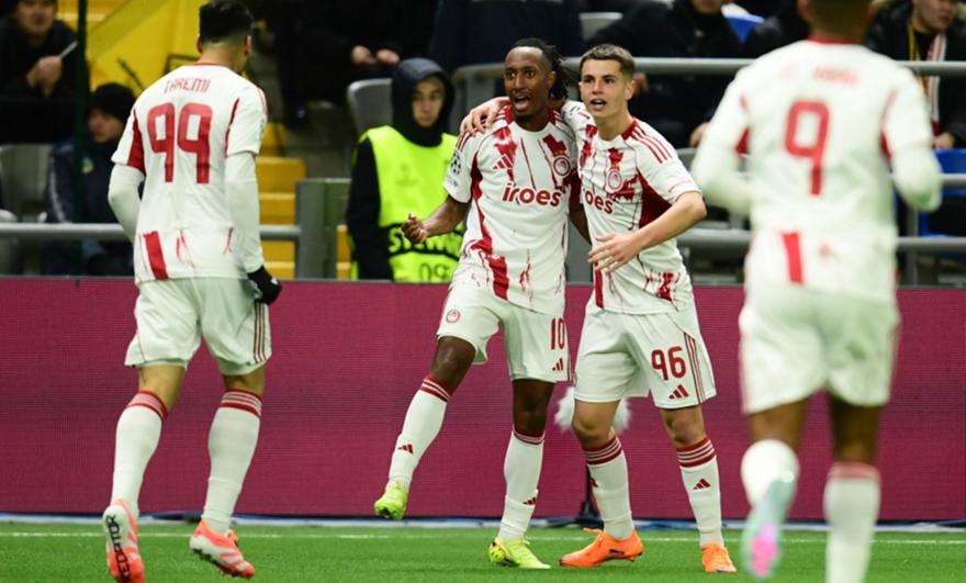 Γκολ και φάσεις από τους αγώνες του Champions League