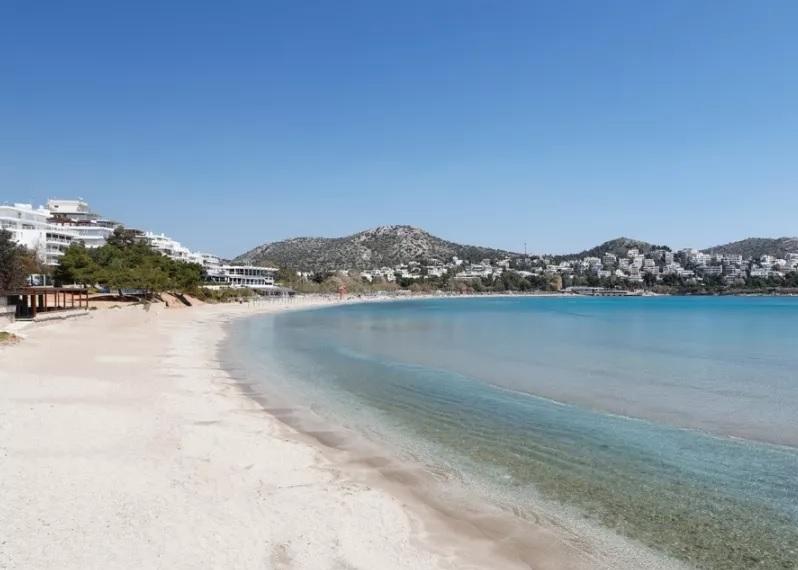 ΕΤΑΔ: Τέσσερις δεσμευτικές προσφορές για τη μίσθωση της Ακτής Βουλιαγμένης