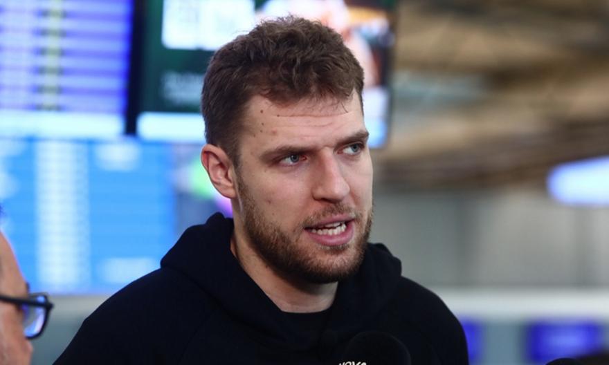 Βεζένκοφ: «Είμαστε σίγουροι ότι θα μας βοηθήσει ο Μόρις - Πρέπει να τα κάνουμε όλα τέλεια με την Μπαρτσελόνα»