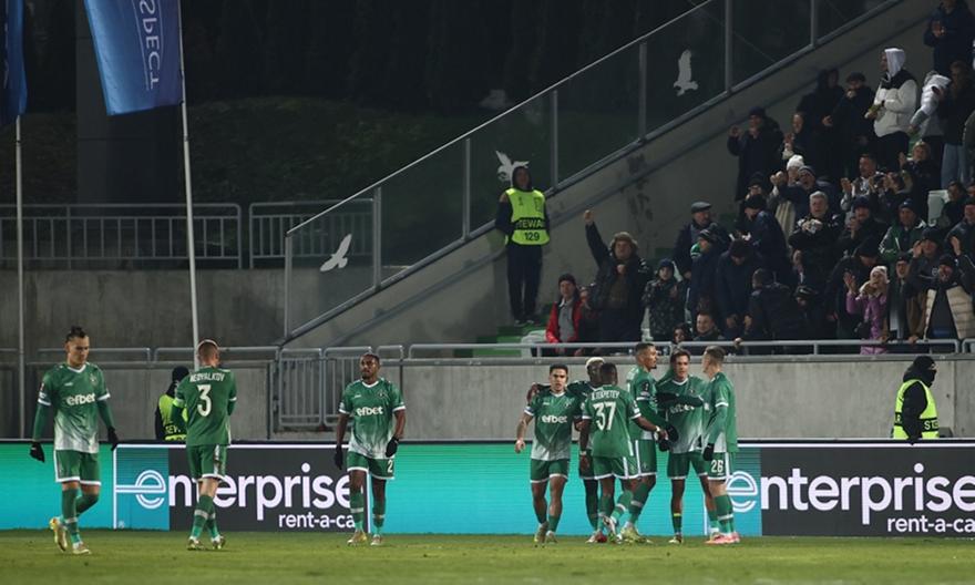 «Φλιπεράκι» στην άμυνα του ΠΑΟΚ και προβάδισμα με τον Στάνιτς για τη Λουντογκόρετς