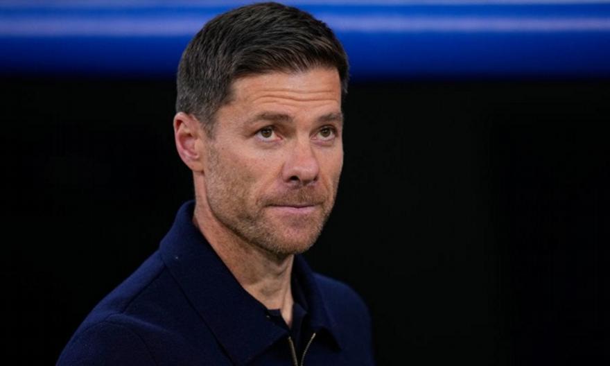 «Παραμένει προς το παρόν στον πάγκο της Ρεάλ ο Τσάμπι Αλόνσο» «Παραμένει προς το παρόν στον πάγκο της Ρεάλ ο Τσάμπι Αλόνσο»