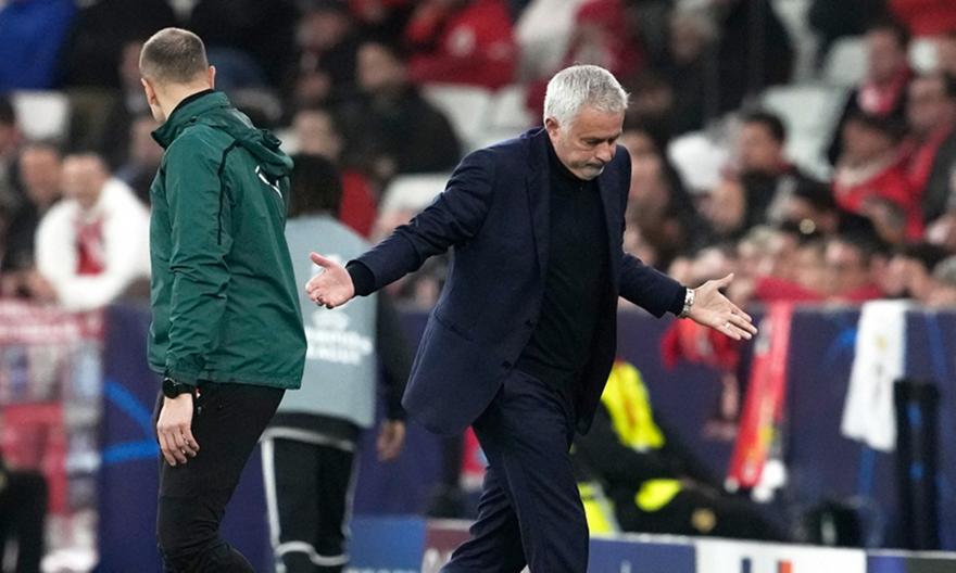 Ο Μουρίνιο εξήγησε γιατί δεν ξεκίνησε τον Παυλίδη