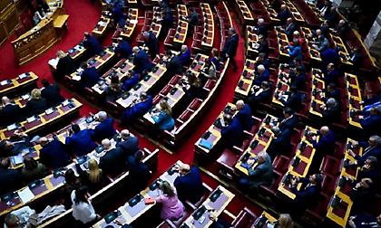 Βουλή: Άρση ασυλίας για τη Ζέττα Μακρή