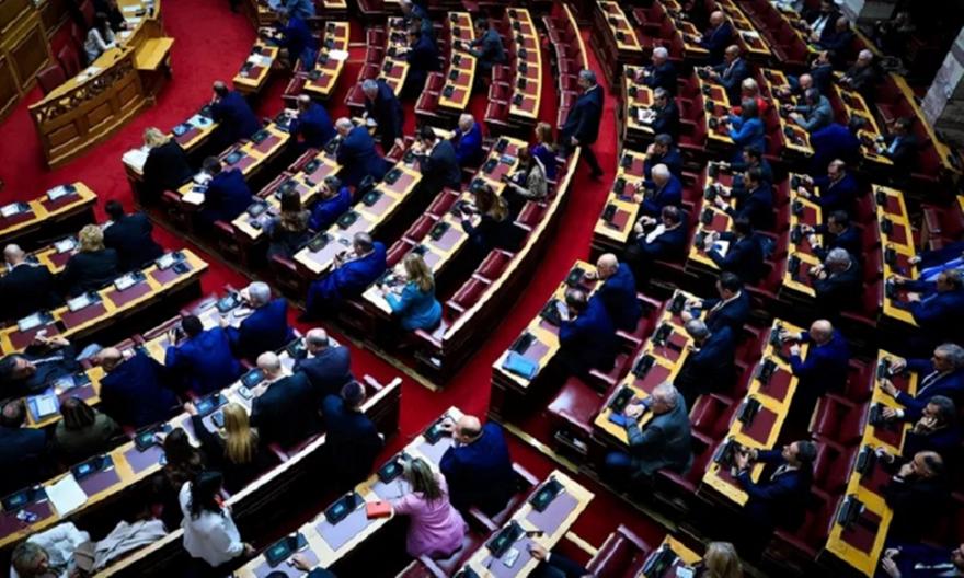 Βουλή: Άρση ασυλίας για τη Ζέττα Μακρή