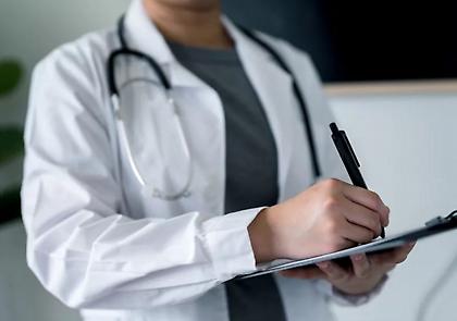 Αύξηση της ιατρικής αμοιβής κατά 30%, ανακοίνωσε ο Άδωνις Γεωργιάδης