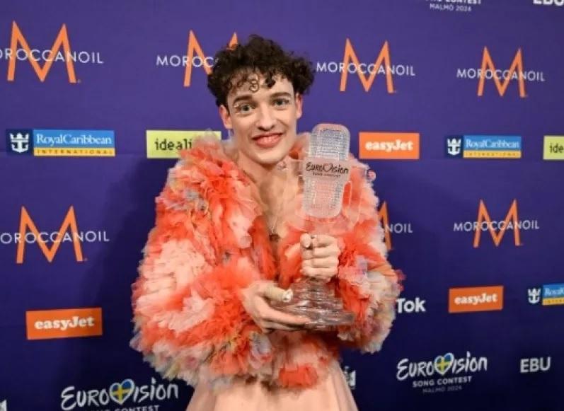 Eurovision: Το Νemo επιστρέφει το βραβείο του στην EBU, σε ένδειξη διαμαρτυρίας για τη συμμετοχή του Ισραήλ