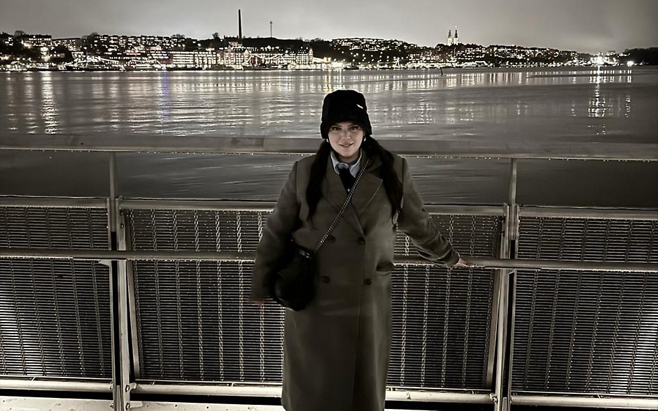 Δανάη Μπάρκα: Μια κάποια απόγνωση στην παγωμένη Στοκχόλμη. Τι δεν της αρέσει και τι την ξετρέλανε