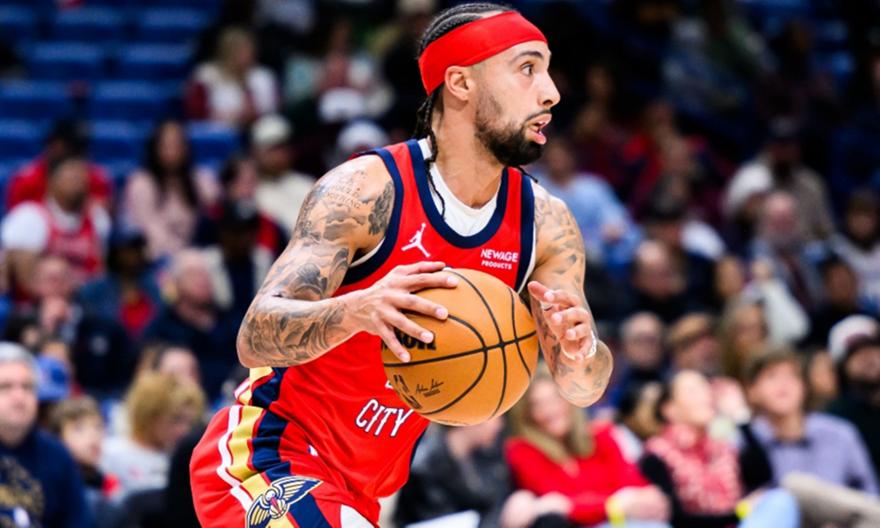 Στο στόχαστρο των Νικς ο Αλβαράδο των Πέλικανς