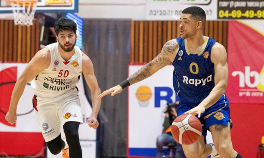 Διπλό με καταιγισμό τριπόντων για τη Μακάμπι Τελ Αβίβ