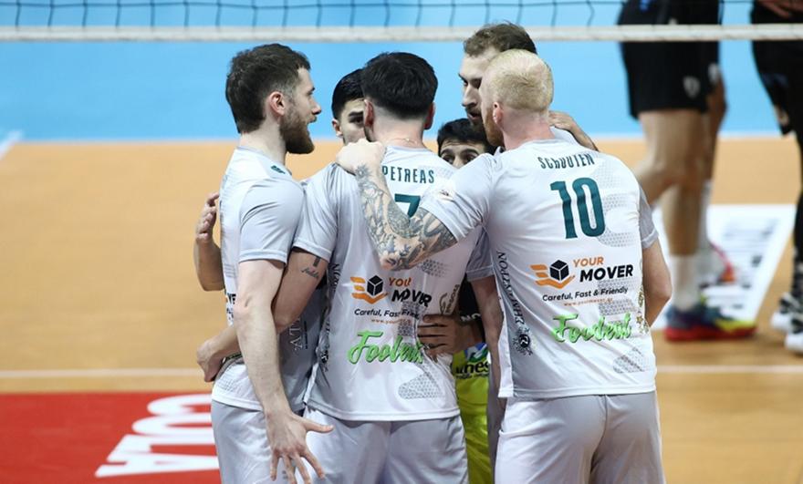 Μίλων... ο «φονέας των γιγάντων»: Σπουδαία νίκη επί του Ολυμπιακού στο Ρέντη και το αήττητο συνεχίζεται