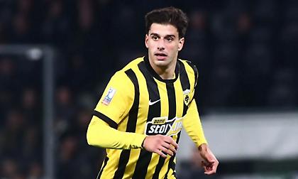 Το μήνυμα Καραργύρη μετά τον τραυματισμό του: «Ευχαριστώ όλο τον οργανισμό της ΑΕΚ, η αντίστροφή μέτρηση έχει ξεκινήσει»