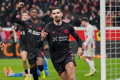 Λύγισε την σκληροτράχηλη Κολωνία και πάτησε 4άδα η Μπάγερ Λεβερκούζεν