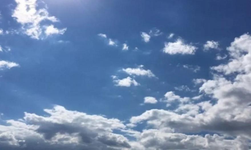 Καιρός: Τοπικές βροχές, βοριάδες και χαμηλές θερμοκρασίες