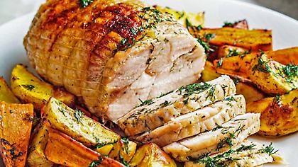 Κοτόπουλο ρολό με πατάτες και γλυκοπατάτες