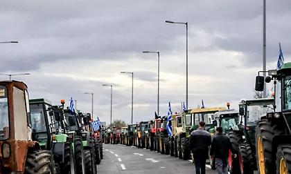 Σε εξέλιξη η πανελλαδική σύσκεψη των αγροτών στη Νίκαια - Αποφασίζουν για τα μπλόκα και το κάλεσμα Μητσοτάκη