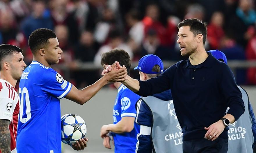 «Σκούπα» στη Ρεάλ Μαδρίτης: Οι αστέρες που φεύγουν και ο Αλόνσο που τους ακολουθεί (;)