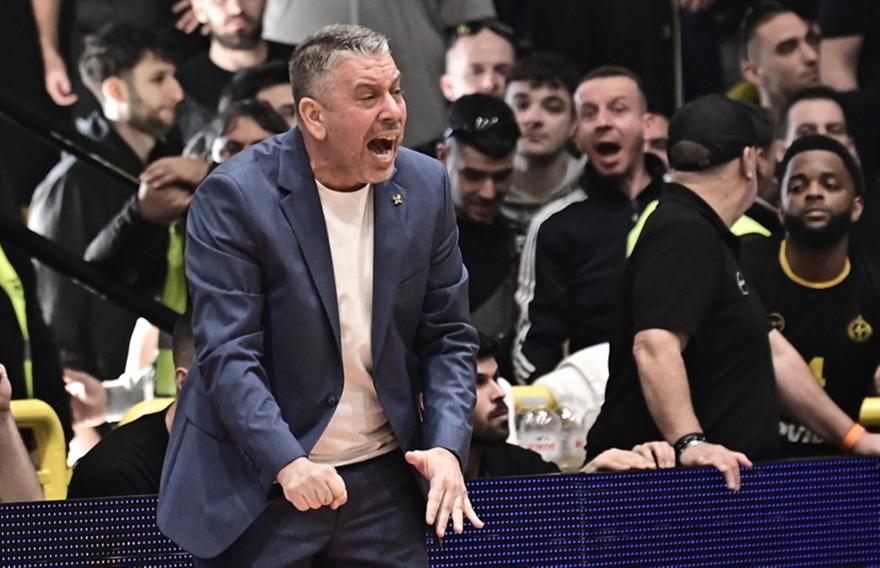 Παπαθεοδώρου: «Χρειάζονται αλλαγές, ό,τι χρειάζεται θα γίνει»