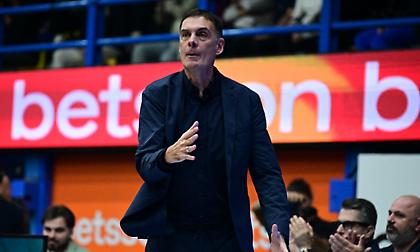 Μπαρτζώκας για το επεισόδιο με φίλο του Περιστερίου: «Με έβρισε χυδαία, μου προκάλεσε αηδία πως είχε παιδάκια δίπλα του»