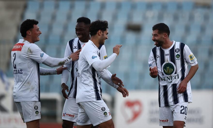 Ξέσπασε και παραμένει κορυφή ο Ηρακλής - Συνεχίζει το… πρέσινγκ ο Πανιώνιος