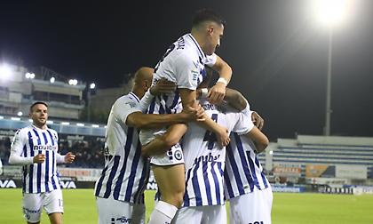 Γκρέμισε τον ΠΑΟΚ και έσπασε την γκίνια ο Ατρόμητος!