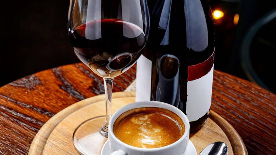 Cookout διαγωνισμός: Ανακάλυψε τις ομοιότητες και τις διαφορές μεταξύ του κρασιού και του καφέ