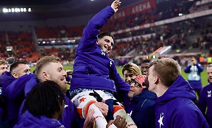 Ευχαρίστησε στα ελληνικά τον Ζαφείρη η Σλάβια