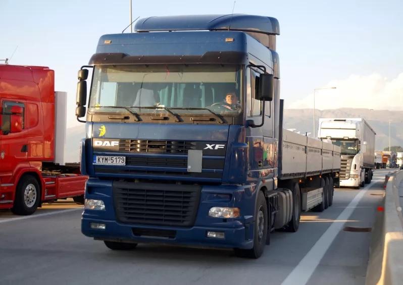 «Χειρόφρενο» τραβούν από την Κυριακή 21 Δεκεμβρίου οι αυτοκινητιστές - Ζητούν συνάντηση με την κυβέρνηση