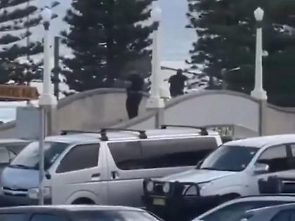 Αυστραλία: Πυροβολισμοί με νεκρούς στην παραλία Μπόνταϊ στη Νέα Νότια Ουαλία