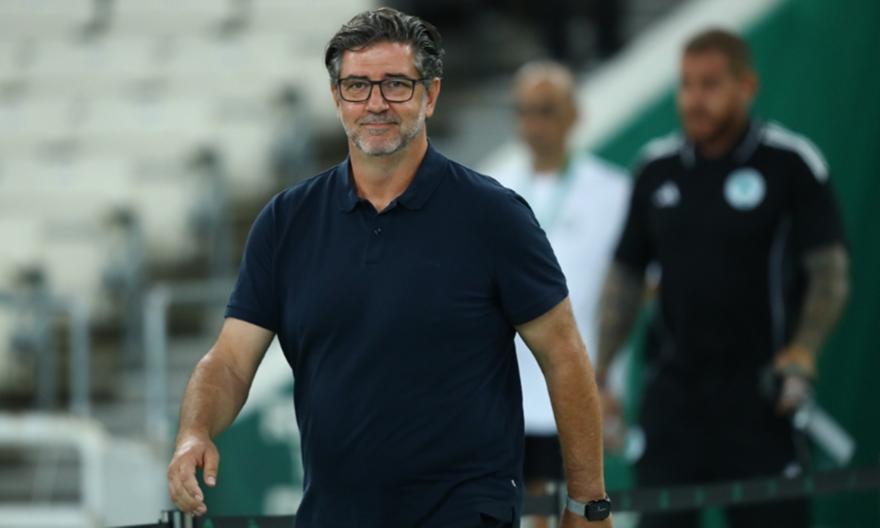 Στην Ελλάδα για διακοπές ο Ρουί Βιτόρια