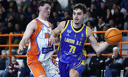 Elite League: Πέρασε από τα Μέγαρα και πάτησε 6άδα το Λαύριο!