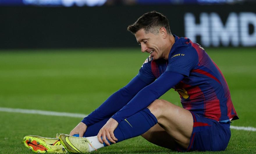 Μπαρτσελόνα: Έχει στο... περίμενε τον Λεβαντόφσκι που θέλει να ανανεώσει