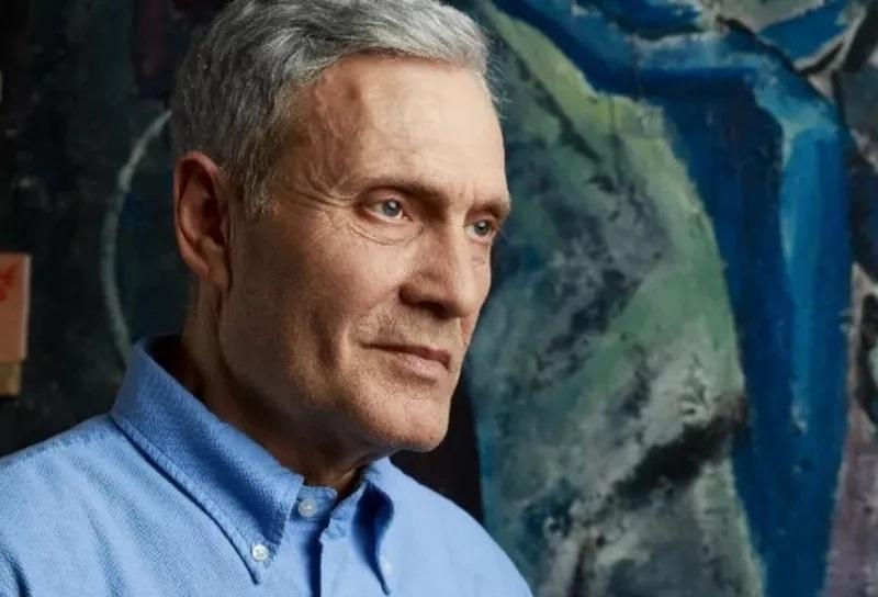 Πέθανε ο εμβληματικός ηθοποιός Αλμπέρτο Εσκενάζυ, σε ηλικία 73 ετών