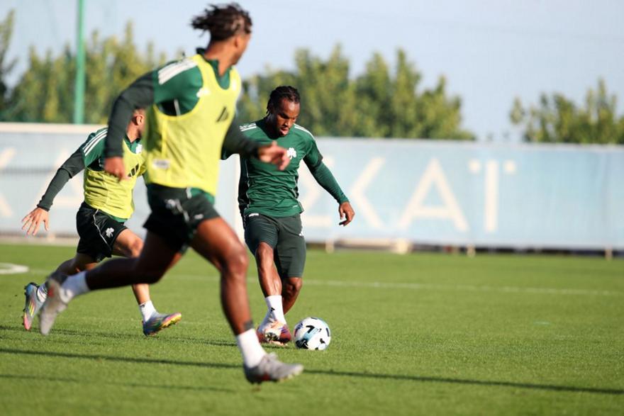 Παναθηναϊκός: Μπήκε ο Σάντσες, μέρος του προγράμματος ο Πελίστρι