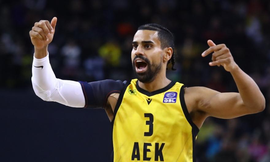 Με δεκάδα κόντρα στη Σολνόκι η ΑΕΚ - Ευρωπαϊκό ντεμπούτο για Κλαβέλ