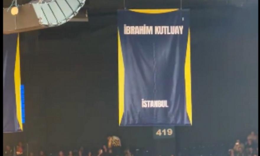 Φενέρμπαχτσε: Η φανέλα του Κουτλουάι για πάντα στην οροφή του «Ulker Sports Hall»