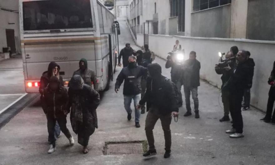 ΟΠΕΚΕΠΕ: Ελεύθεροι οι πρώτοι επτά συλληφθέντες