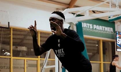 Πρώτη προπόνηση για τον Πάτρικ Μπέβερλι με τον ΠΑΟΚ