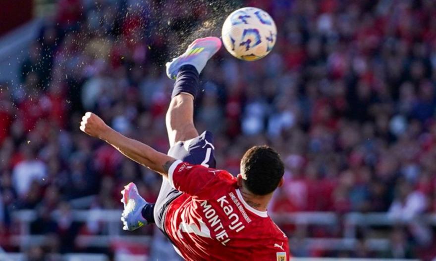 Στον Μοντιέλ της Ιντεπεντιέντε το βραβείο Πούσκας για το καλύτερο γκολ του 2025!